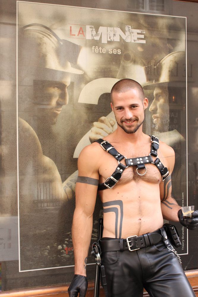 Mens Leather Harness